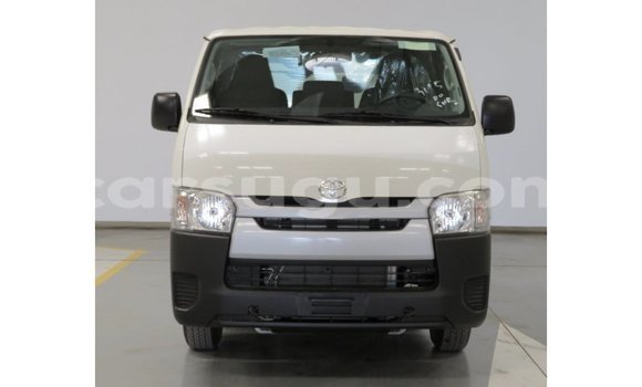 Acheter Import Voiture Toyota Hiace Blanc à Import - Dubai, Burkina-Faso Acheter Import Voiture Toyota Hiace Blanc à Import - Dubai, Burkina-Faso