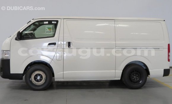 Acheter Import Voiture Toyota Hiace Blanc à Import - Dubai, Burkina-Faso Acheter Import Voiture Toyota Hiace Blanc à Import - Dubai, Burkina-Faso