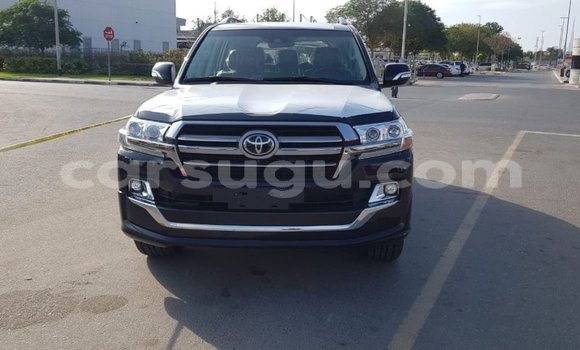 Acheter Import Voiture Toyota Land Cruiser Noir à Import - Dubai, Burkina-Faso Acheter Import Voiture Toyota Land Cruiser Noir à Import - Dubai, Burkina-Faso