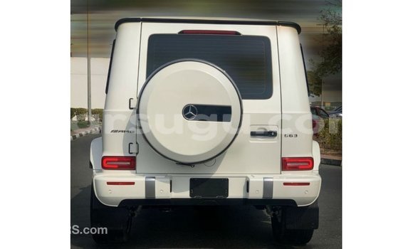 Acheter Import Voiture Mercedes-Benz 190 Blanc à Import - Dubai, Burkina-Faso Acheter Import Voiture Mercedes-Benz 190 Blanc à Import - Dubai, Burkina-Faso