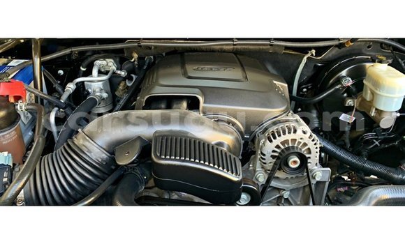 Acheter Import Voiture Chevrolet Silverado Noir à Import - Dubai, Burkina-Faso Acheter Import Voiture Chevrolet Silverado Noir à Import - Dubai, Burkina-Faso