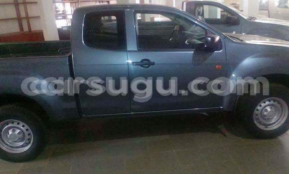 Acheter Neuf Voiture Isuzu Rodeo Bleu à Ouagadougou, Burkina-Faso Acheter Neuf Voiture Isuzu Rodeo Bleu à Ouagadougou, Burkina-Faso
