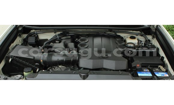 Sayi Imported Toyota Prado White Mota in Import - Dubai a Burkina Faso Sayi Imported Toyota Prado White Mota in Import - Dubai a Burkina Faso