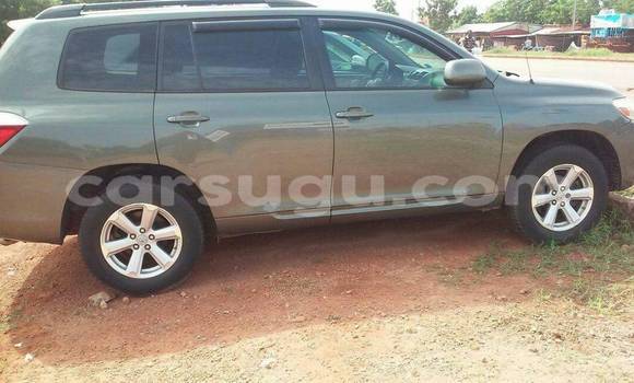 Acheter Neuf Voiture Toyota Highlander Gris à Ouagadougou au Burkina-Faso Acheter Neuf Voiture Toyota Highlander Gris à Ouagadougou au Burkina-Faso