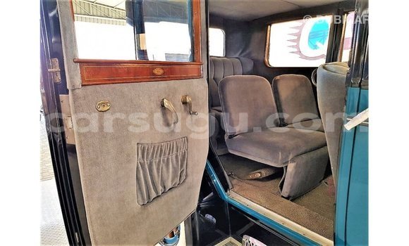 Sayi Imported Buick Electra Blue Mota in Import - Dubai a Burkina Faso Sayi Imported Buick Electra Blue Mota in Import - Dubai a Burkina Faso