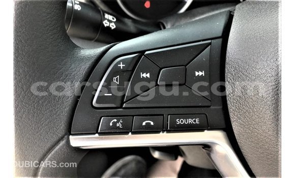 Acheter Import Voiture Nissan Sunny Blanc à Import - Dubai, Burkina-Faso Acheter Import Voiture Nissan Sunny Blanc à Import - Dubai, Burkina-Faso