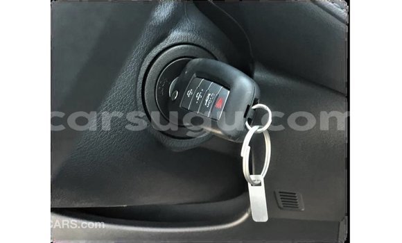 Acheter Import Voiture Nissan Sunny Blanc à Import - Dubai, Burkina-Faso Acheter Import Voiture Nissan Sunny Blanc à Import - Dubai, Burkina-Faso