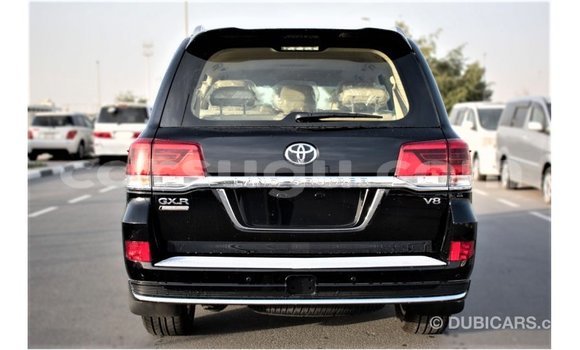 Acheter Import Voiture Toyota Land Cruiser Noir à Import - Dubai, Burkina-Faso Acheter Import Voiture Toyota Land Cruiser Noir à Import - Dubai, Burkina-Faso