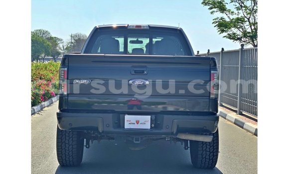 Sayi Imported Ford AEV AMBULANCE Black Babbar mota in Import - Dubai a Burkina Faso Sayi Imported Ford AEV AMBULANCE Black Babbar mota in Import - Dubai a Burkina Faso