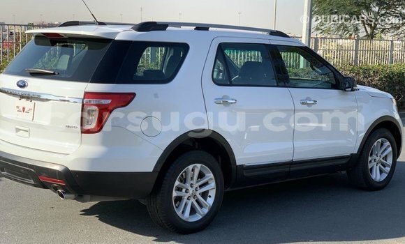 Sayi Imported Ford Explorer White Mota in Import - Dubai a Burkina Faso Sayi Imported Ford Explorer White Mota in Import - Dubai a Burkina Faso