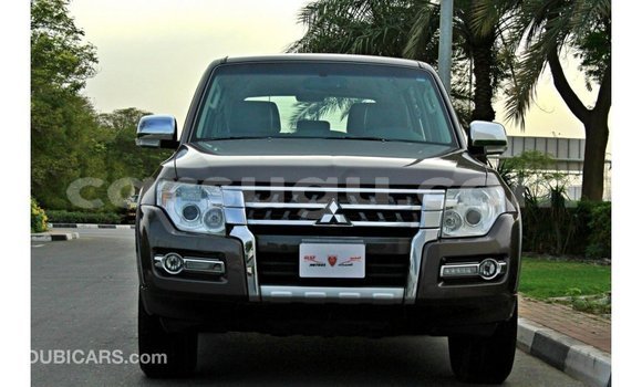 Sayi Imported Mitsubishi Pajero Brown Mota in Import - Dubai a Burkina Faso Sayi Imported Mitsubishi Pajero Brown Mota in Import - Dubai a Burkina Faso