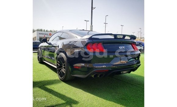 Acheter Import Voiture Ford Mustang Noir à Import - Dubai, Burkina-Faso Acheter Import Voiture Ford Mustang Noir à Import - Dubai, Burkina-Faso