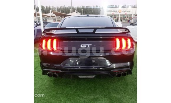 Acheter Import Voiture Ford Mustang Noir à Import - Dubai, Burkina-Faso Acheter Import Voiture Ford Mustang Noir à Import - Dubai, Burkina-Faso