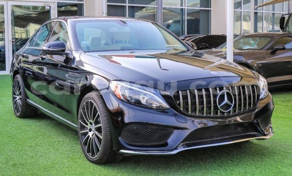 Acheter Import Voiture Mercedes-Benz 600 Noir à Import - Dubai, Burkina-Faso