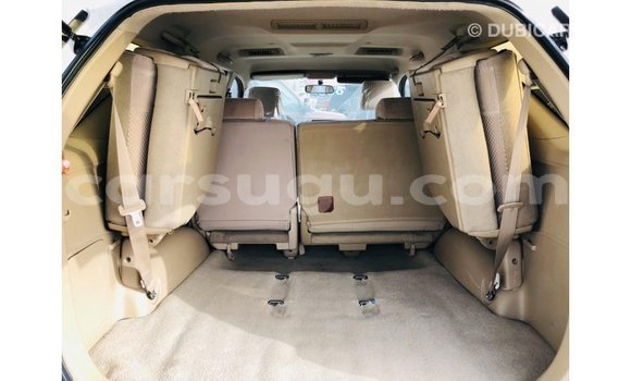 Sayi Imported Toyota Fortuner White Mota in Import - Dubai a Burkina Faso Sayi Imported Toyota Fortuner White Mota in Import - Dubai a Burkina Faso