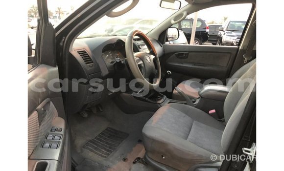 Sayi Imported Toyota Hilux Black Mota in Import - Dubai a Burkina Faso Sayi Imported Toyota Hilux Black Mota in Import - Dubai a Burkina Faso