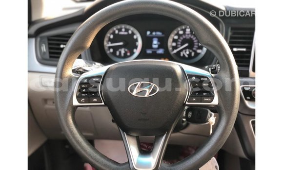 Sayi Imported Hyundai Sonata Black Mota in Import - Dubai a Burkina Faso Sayi Imported Hyundai Sonata Black Mota in Import - Dubai a Burkina Faso