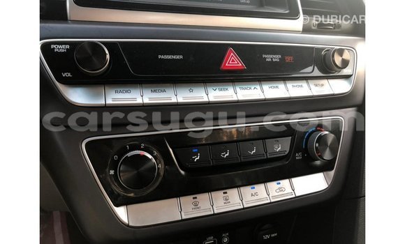 Sayi Imported Hyundai Sonata Black Mota in Import - Dubai a Burkina Faso Sayi Imported Hyundai Sonata Black Mota in Import - Dubai a Burkina Faso