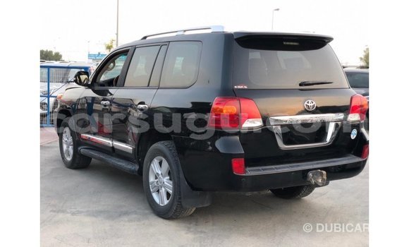 Sayi Imported Toyota Land Cruiser Black Mota in Import - Dubai a Burkina Faso Sayi Imported Toyota Land Cruiser Black Mota in Import - Dubai a Burkina Faso