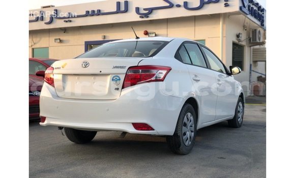 Sayi Imported Toyota Yaris White Mota in Import - Dubai a Burkina Faso Sayi Imported Toyota Yaris White Mota in Import - Dubai a Burkina Faso
