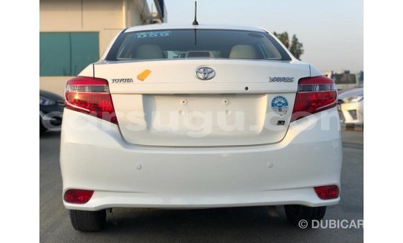 Sayi Imported Toyota Yaris White Mota in Import - Dubai a Burkina Faso Sayi Imported Toyota Yaris White Mota in Import - Dubai a Burkina Faso