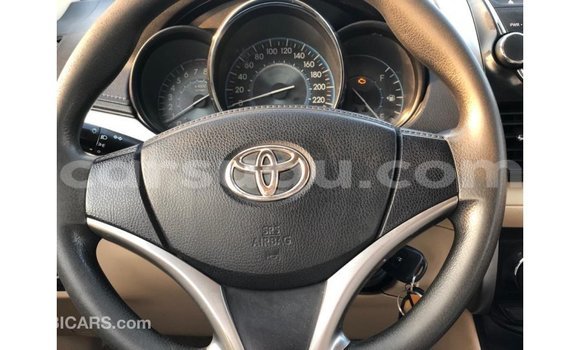 Sayi Imported Toyota Yaris White Mota in Import - Dubai a Burkina Faso Sayi Imported Toyota Yaris White Mota in Import - Dubai a Burkina Faso