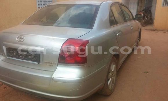 Acheter Neuf Voiture Toyota Avensis Gris à Ouagadougou, Burkina-Faso Acheter Neuf Voiture Toyota Avensis Gris à Ouagadougou, Burkina-Faso