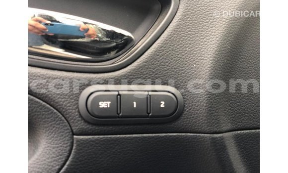 Acheter Import Voiture Kia Cerato Blanc à Import - Dubai, Burkina-Faso Acheter Import Voiture Kia Cerato Blanc à Import - Dubai, Burkina-Faso