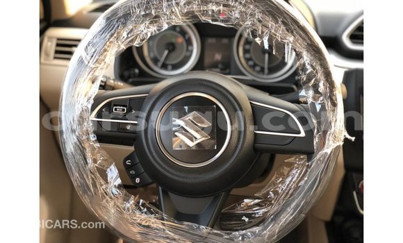 Sayi Imported Suzuki 750 Blue Motsi in Import - Dubai a Burkina Faso Sayi Imported Suzuki 750 Blue Motsi in Import - Dubai a Burkina Faso