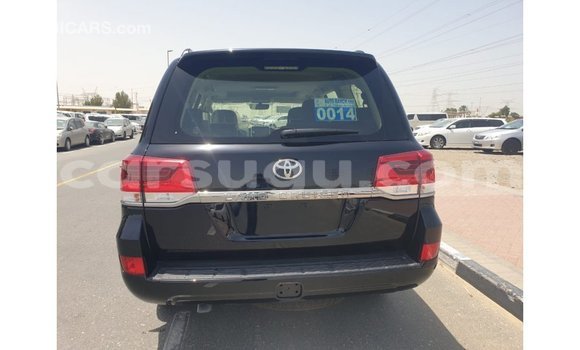 Sayi Imported Toyota Land Cruiser Black Mota in Import - Dubai a Burkina Faso Sayi Imported Toyota Land Cruiser Black Mota in Import - Dubai a Burkina Faso