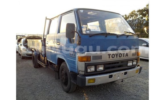 Acheter Import Utilitaire Toyota Dyna Bleu à Import - Dubai, Burkina-Faso Acheter Import Utilitaire Toyota Dyna Bleu à Import - Dubai, Burkina-Faso