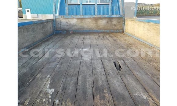 Acheter Import Utilitaire Toyota Dyna Bleu à Import - Dubai, Burkina-Faso Acheter Import Utilitaire Toyota Dyna Bleu à Import - Dubai, Burkina-Faso