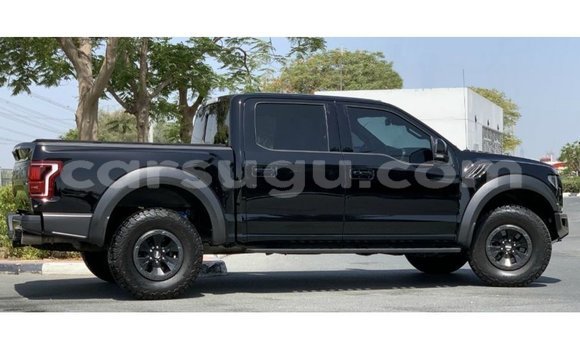 Sayi Imported Ford AEV AMBULANCE Black Babbar mota in Import - Dubai a Burkina Faso Sayi Imported Ford AEV AMBULANCE Black Babbar mota in Import - Dubai a Burkina Faso