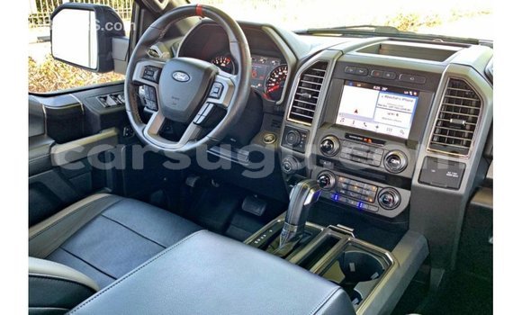 Sayi Imported Ford AEV AMBULANCE Black Babbar mota in Import - Dubai a Burkina Faso Sayi Imported Ford AEV AMBULANCE Black Babbar mota in Import - Dubai a Burkina Faso