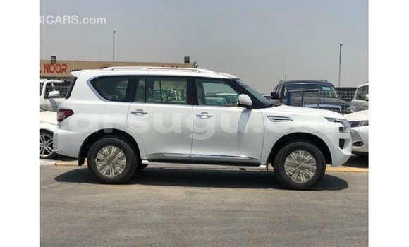 Sayi Imported Nissan Patrol White Mota in Import - Dubai a Burkina Faso Sayi Imported Nissan Patrol White Mota in Import - Dubai a Burkina Faso