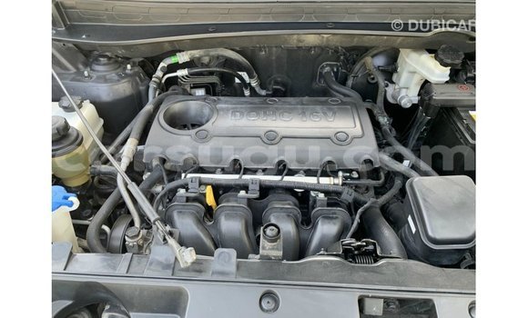 Acheter Import Voiture Kia Sportage Noir à Import - Dubai, Burkina-Faso Acheter Import Voiture Kia Sportage Noir à Import - Dubai, Burkina-Faso