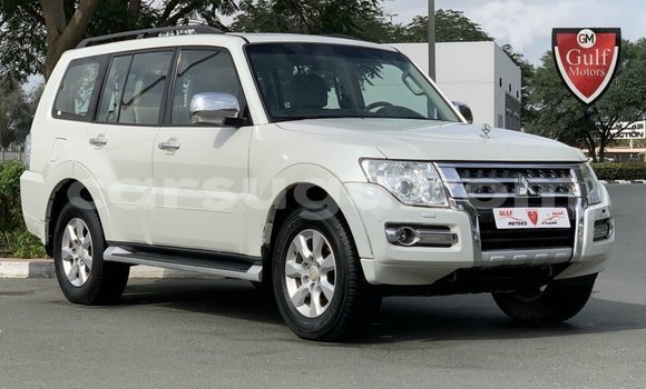 Sayi Imported Mitsubishi Pajero White Mota in Import - Dubai a Burkina Faso Sayi Imported Mitsubishi Pajero White Mota in Import - Dubai a Burkina Faso