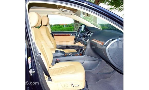 Acheter Import Voiture Audi Q7 Noir à Import - Dubai, Burkina-Faso Acheter Import Voiture Audi Q7 Noir à Import - Dubai, Burkina-Faso