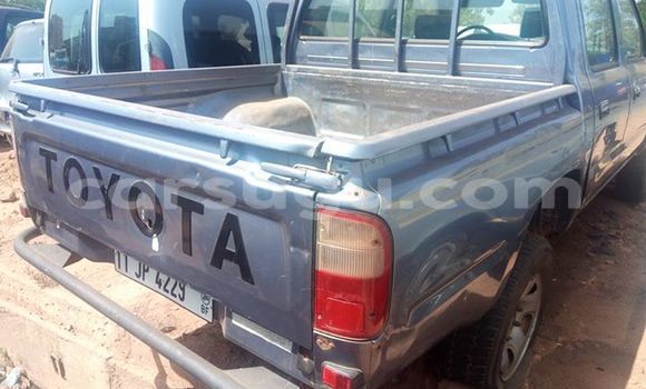 Acheter Occasion Voiture Toyota Hilux Noir à Ouagadougou, Burkina-Faso Acheter Occasion Voiture Toyota Hilux Noir à Ouagadougou, Burkina-Faso