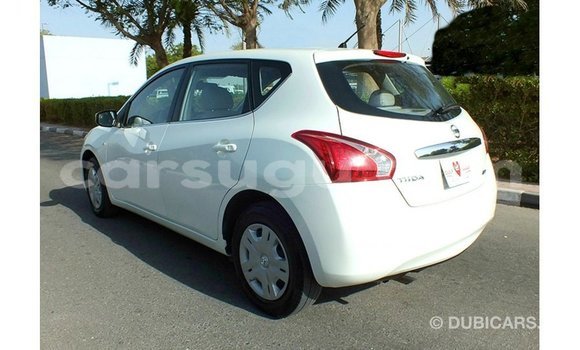 Sayi Imported Nissan Tiida White Mota in Import - Dubai a Burkina Faso Sayi Imported Nissan Tiida White Mota in Import - Dubai a Burkina Faso