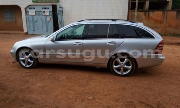 Acheter Neuf Voiture Mercedes-Benz KOMPRESSOR Gris à Ouagadougou, Burkina-Faso Acheter Neuf Voiture Mercedes-Benz KOMPRESSOR Gris à Ouagadougou, Burkina-Faso