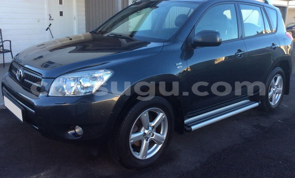 Acheter Occasion Voiture Toyota RAV4 Noir à Ouagadougou au Burkina-Faso Acheter Occasion Voiture Toyota RAV4 Noir à Ouagadougou au Burkina-Faso