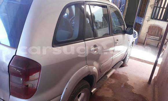 Acheter Occasion Voiture Toyota RAV4 Gris à Ouagadougou, Burkina-Faso Acheter Occasion Voiture Toyota RAV4 Gris à Ouagadougou, Burkina-Faso