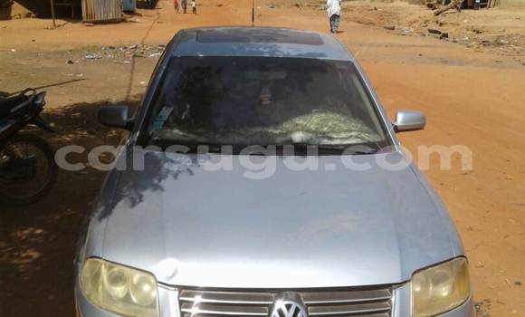 Acheter Occasion Voiture Volkswagen Passat Gris à Ouagadougou, Burkina-Faso