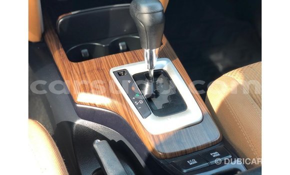 Sayi Imported Toyota Fortuner White Mota in Import - Dubai a Burkina Faso Sayi Imported Toyota Fortuner White Mota in Import - Dubai a Burkina Faso