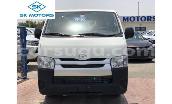 Sayi Imported Toyota DA White Babbar mota in Import - Dubai a Burkina Faso Sayi Imported Toyota DA White Babbar mota in Import - Dubai a Burkina Faso
