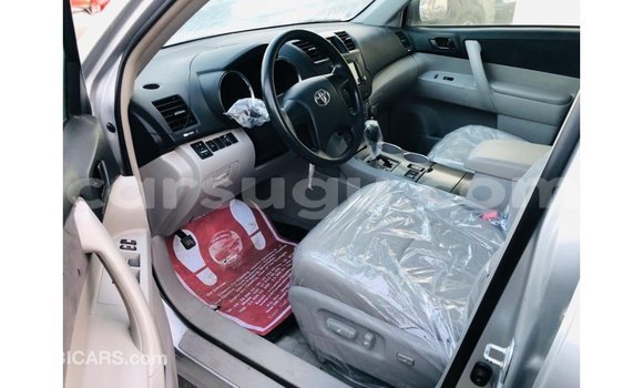 Sayi Imported Toyota Highlander Sauran Mota in Import - Dubai a Burkina Faso Sayi Imported Toyota Highlander Sauran Mota in Import - Dubai a Burkina Faso