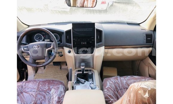 Sayi Imported Toyota Land Cruiser Black Mota in Import - Dubai a Burkina Faso Sayi Imported Toyota Land Cruiser Black Mota in Import - Dubai a Burkina Faso