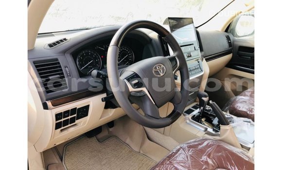 Sayi Imported Toyota Land Cruiser Black Mota in Import - Dubai a Burkina Faso Sayi Imported Toyota Land Cruiser Black Mota in Import - Dubai a Burkina Faso