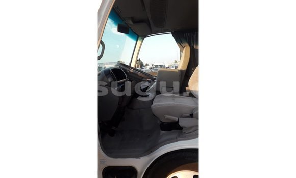 Sayi Imported Toyota Coaster White Mota in Import - Dubai a Burkina Faso Sayi Imported Toyota Coaster White Mota in Import - Dubai a Burkina Faso